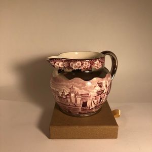 wedgewood ferrara Of Etruria plum silver luster creamer
